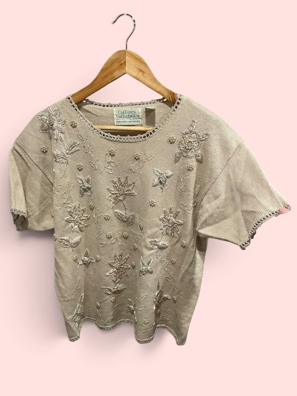 Cute cotton blend 80s cottagecore scalloped lace trim beaded floral sweater